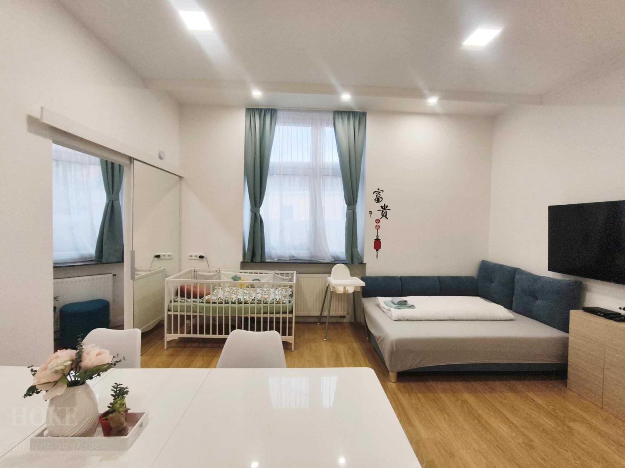 Ruyi Holiday Sopron Kültér fotó